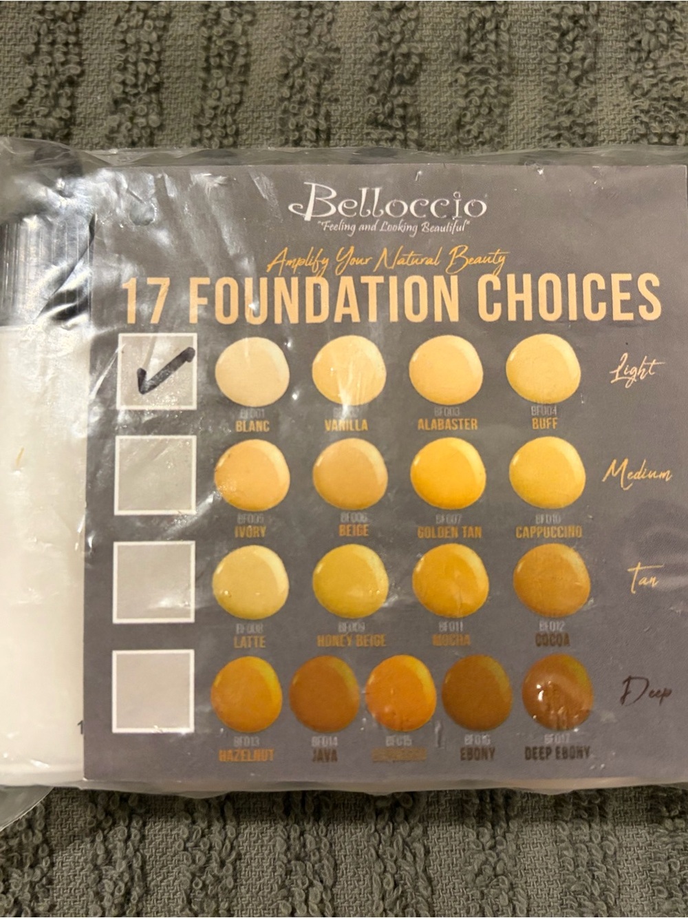 Belloccio Air Brush Foundation Makeup Light New